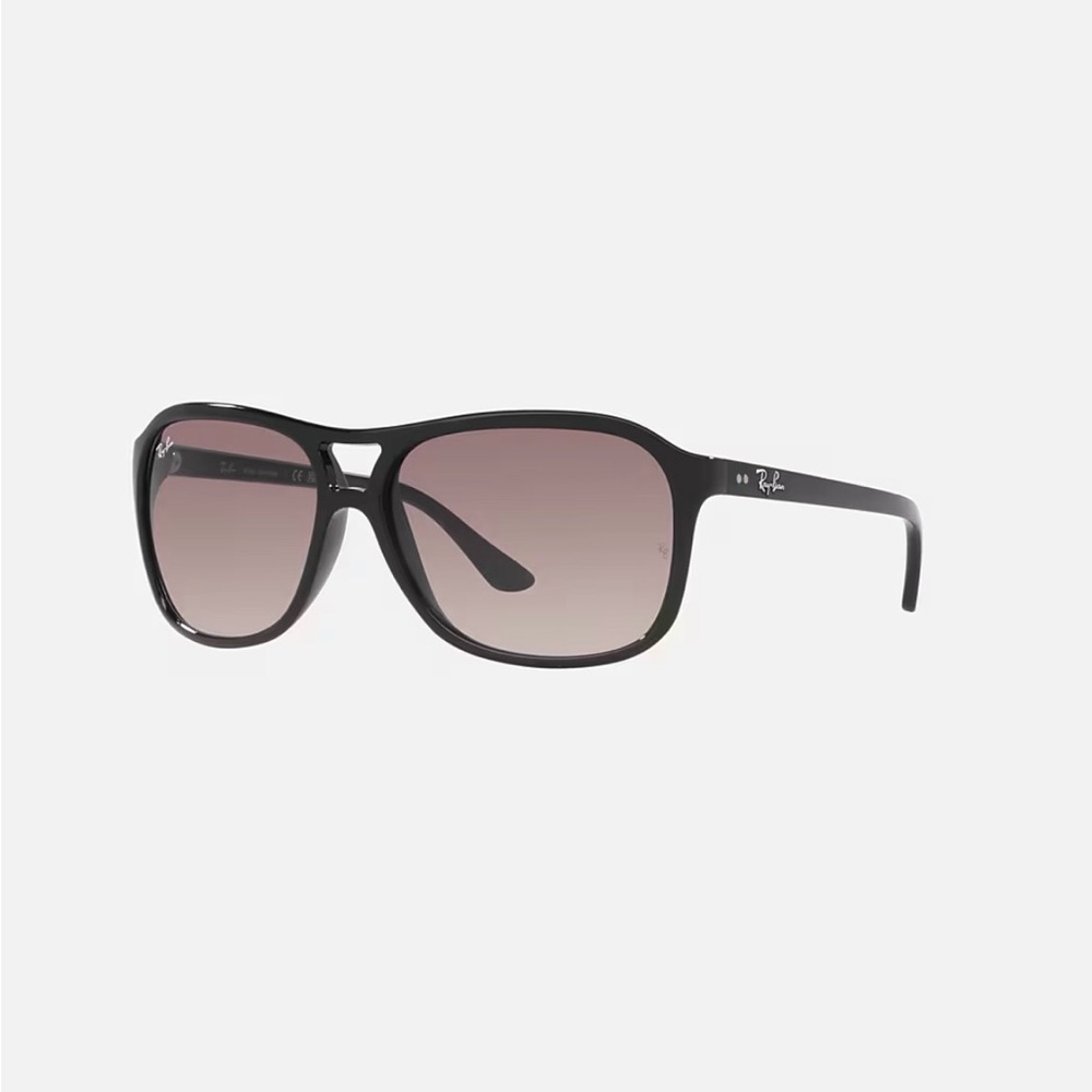 Ray-Ban Black Gradient Sunglasses

RB4128
